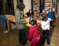 Taller de adornos navideños