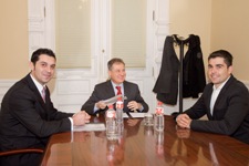 El alcalde se reune con el consejero de industria